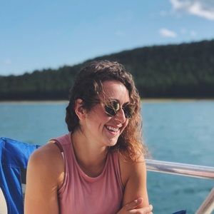 Meet your Posher, Brooke